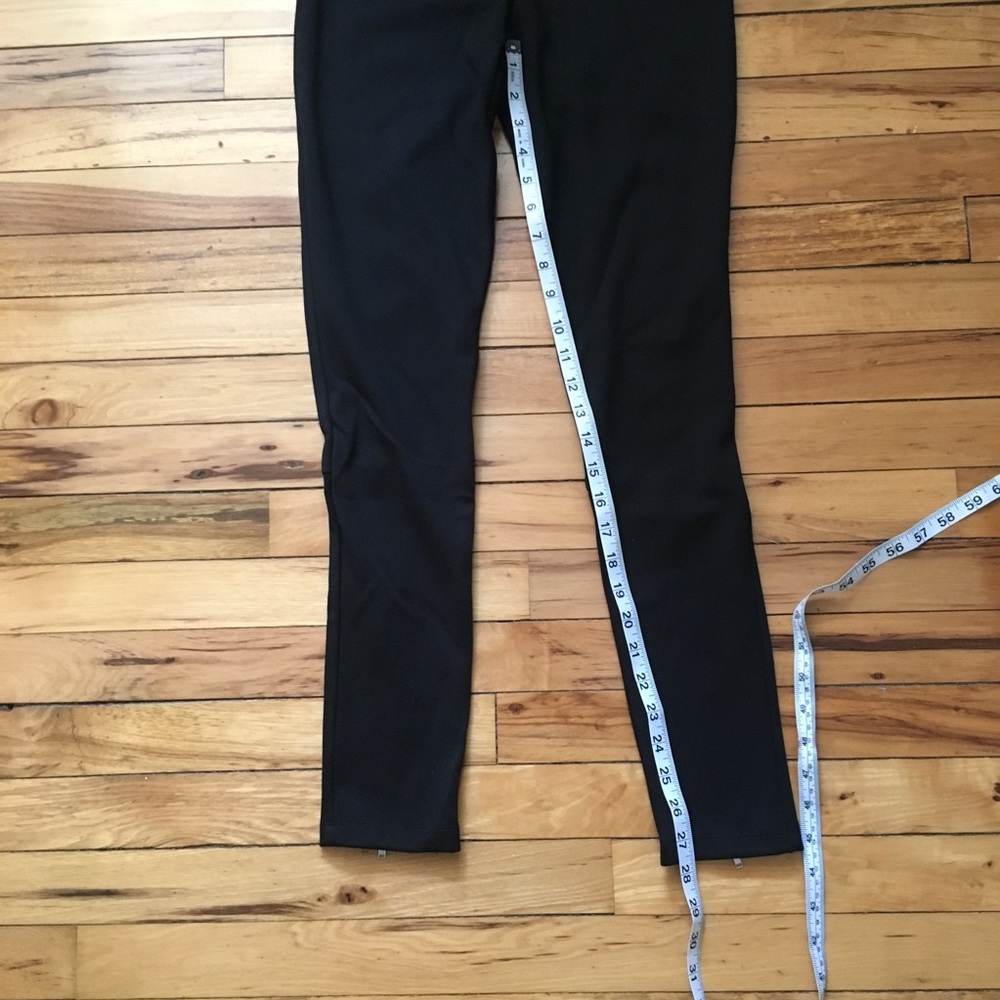 DREW Pull-On Black Zipper Ankle Pants - Picture 4 of 9